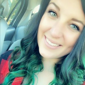 Meet your Posher, Lindsey